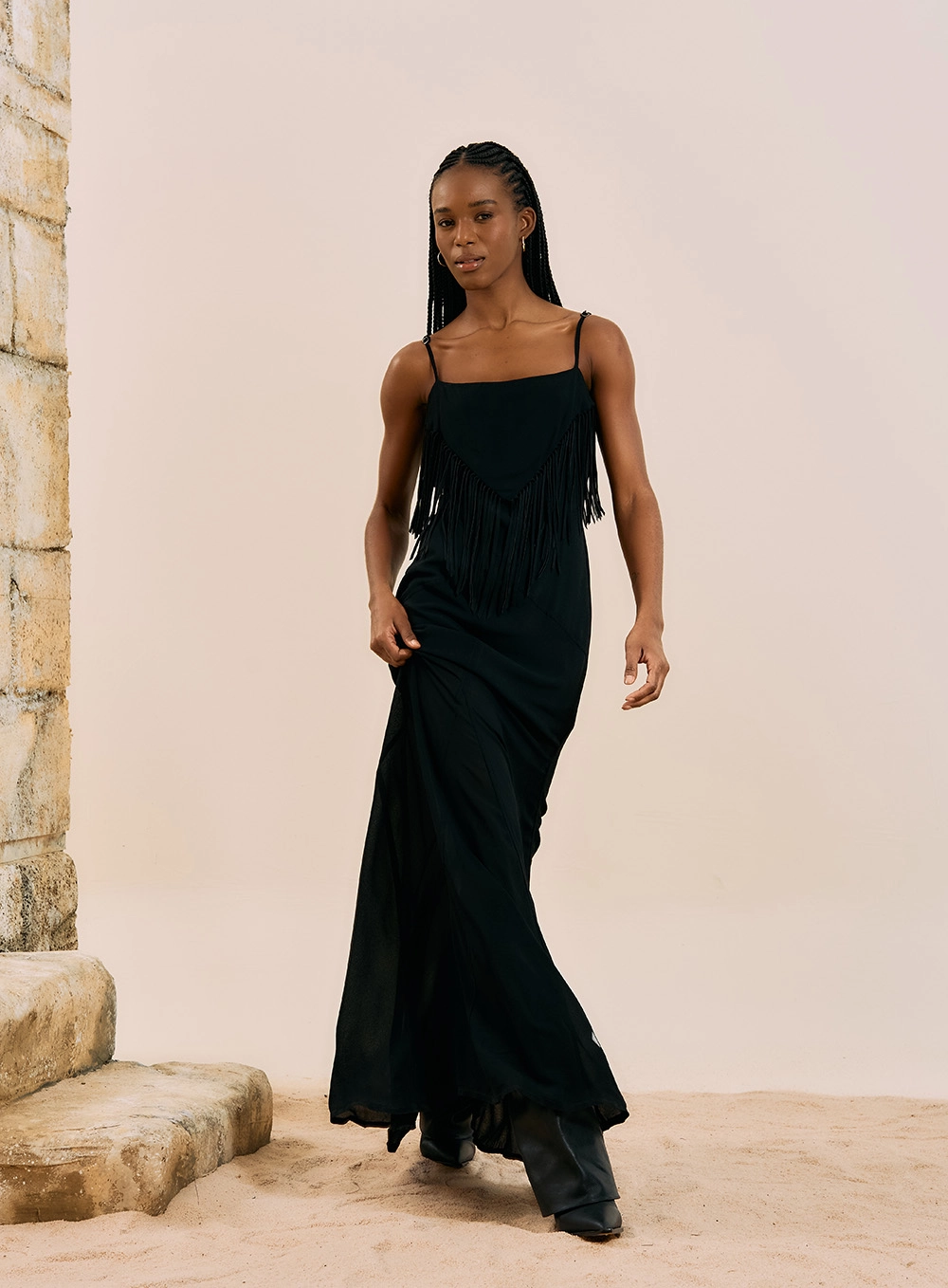 Vestido Longo Com Franjas