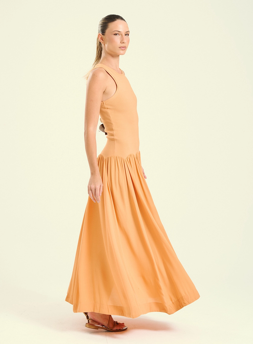 Vestido Feminino Longo Básico